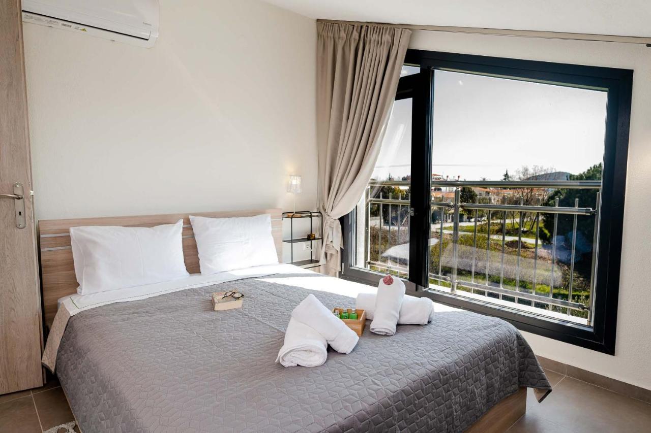 Filos Suites Nea Iraklitsa 外观 照片